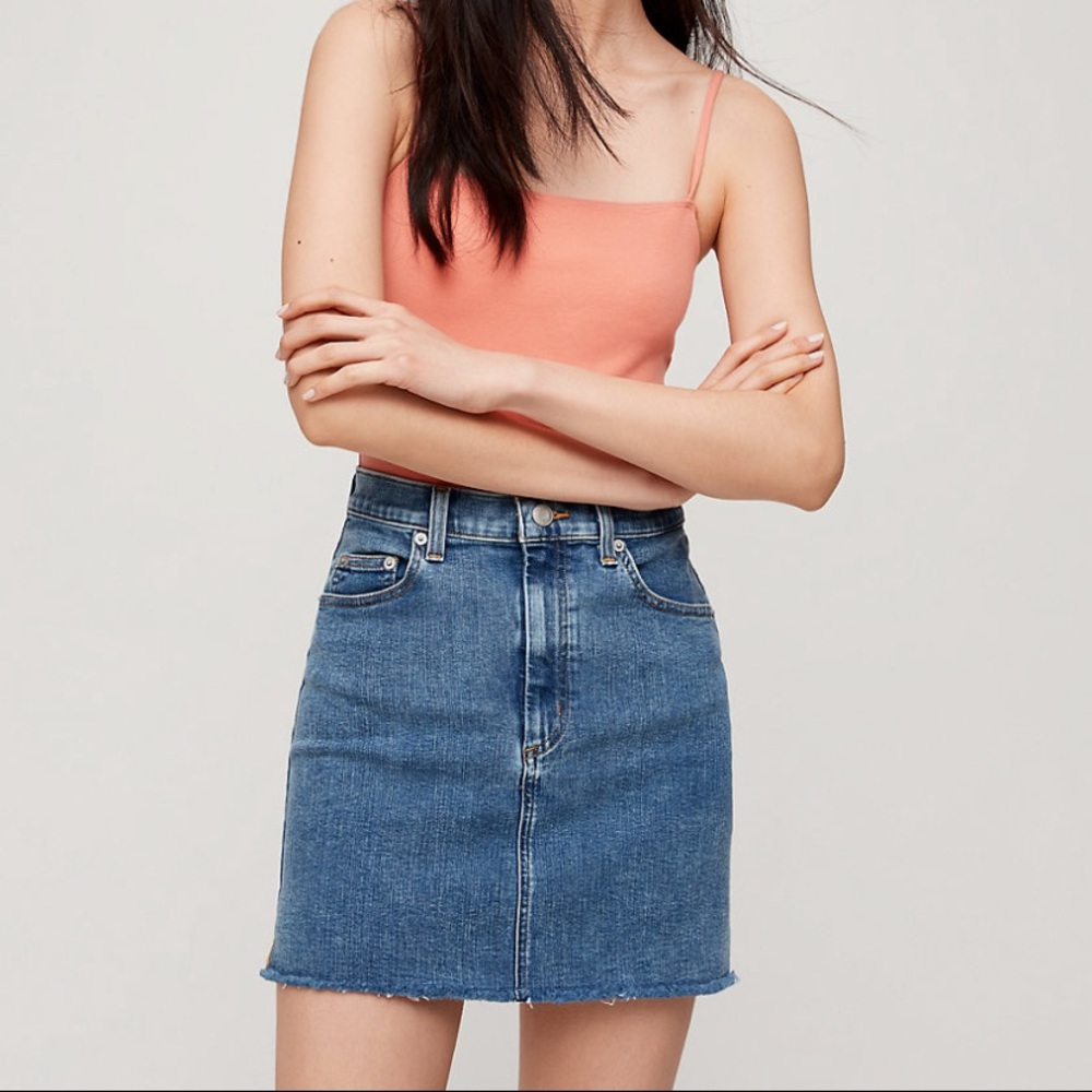 NWT Aritzia Wilfred Free Cut Denim Skirt